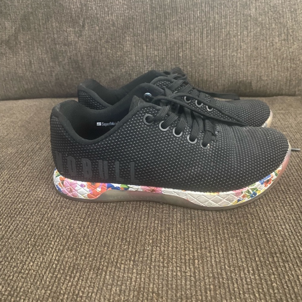 NoBull Shoes size 5